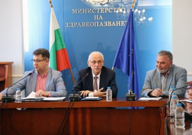 С безплатни домашни тестове ще се изследваме за рак на дебелото черво и маточната шийка