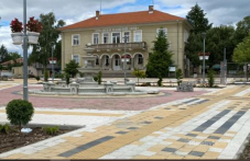 renoviraniiat-ploshtad-brezovo-shte-275.png