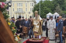 hiliadi-kliritsi-i-viarvashti-sa-667-801.jpg