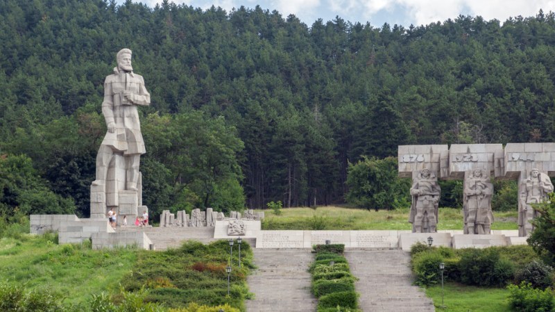 Празнуваме деня на Ботев и загиналите за свободата ни, вижте програмата в Пловдив и Калофер