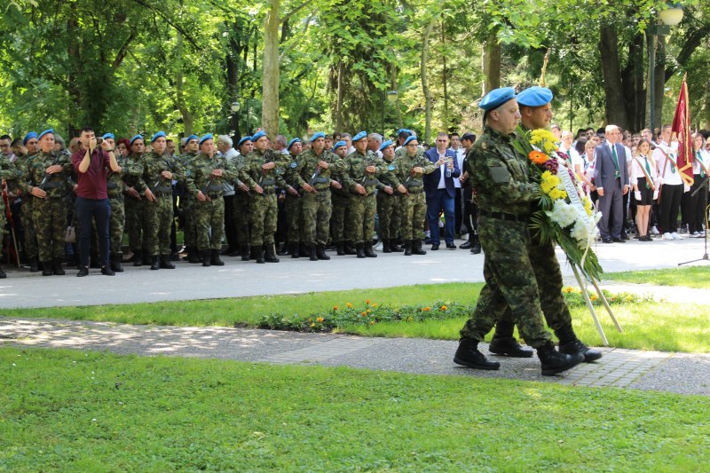 Пловдив почете паметта на Ботев и загиналите за свободата на Родината