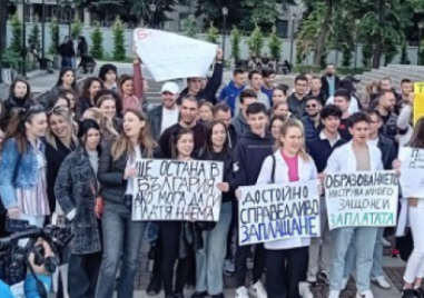 Лекарският съюз: По-високи заплати в сектора са възможни