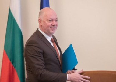 Премиерът: Приемането на еврото ще стане плавно
