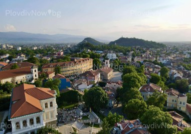Слънце и облаци в петък в Пловдив, остава топло, очаква се да превали