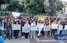 Младите медици излязоха с петиция към властта: „Искаме да лекуваме, а не да гладуваме“