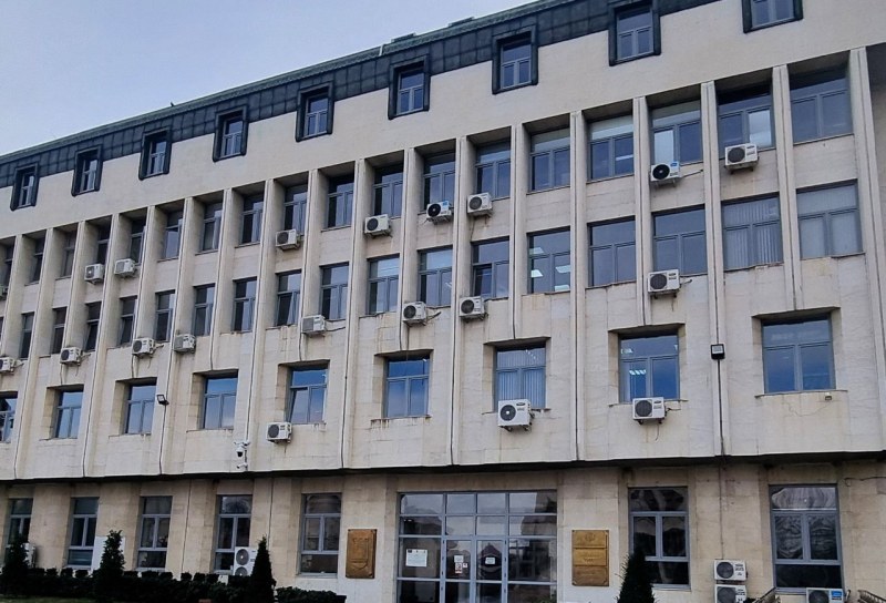 Община Асеновград търси има ли нелицензирани домове за настаняване на хора