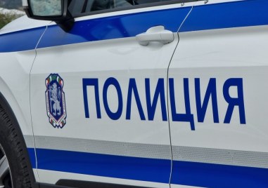 В Първомай пък спипаха младеж, счупил автомат в игрална зала
