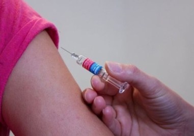 HPV не е само женски проблем: Стартира ваксинацията и за момчета