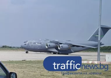 Американски военен самолет прелетя над Пловдив –  граждани разтревожени след събитията в Близкия изток