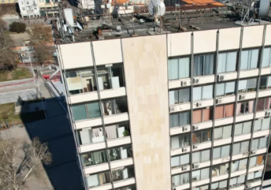 Общината обяви поръчка за санирането на бившия Партиен дом