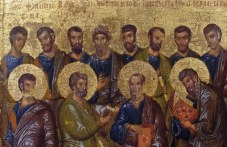 Събор на светите 12 апостоли празнува Църквата днес