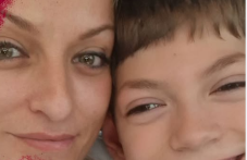 13-годишно момче има нужда от помощ, за да може да ходи и да има нормален живот