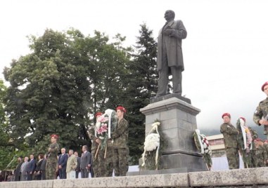 Започнаха тържествените събития в Сопот за 175 години от рождението на Иван Вазов