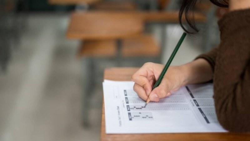 Пловдивските седмокласници постигнаха рекорден успех на матурата по БЕЛ