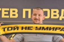 todor-nedelev-shtastliv-sam-che-se-819.png
