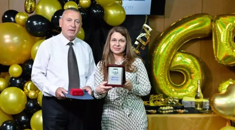 Пловдивски съдия получи почетен знак и награда след повече от 31 години работа