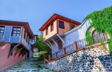 Слънчева неделя в Пловдив, градусите - още нагоре