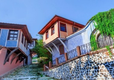 Слънчева неделя в Пловдив, градусите - още нагоре