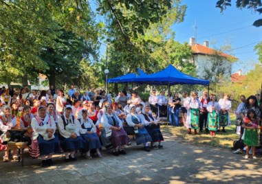 Чуден празник на хляба стана в брезовското село Борец