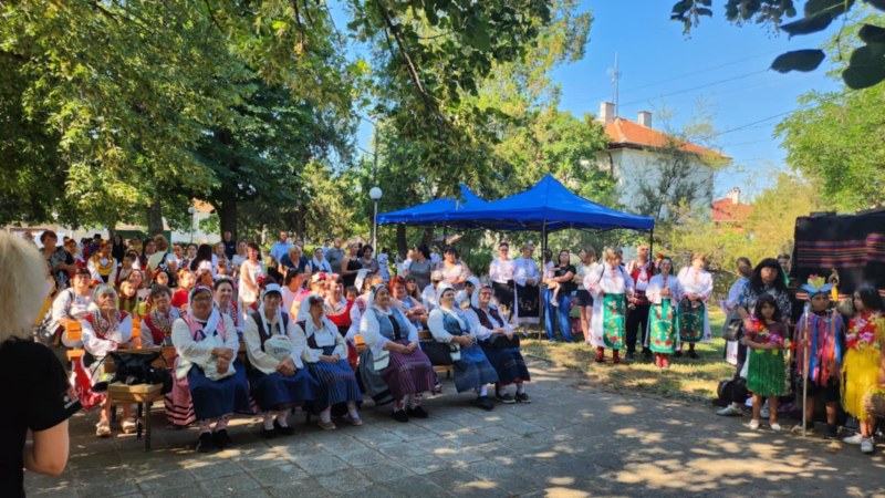 Чуден празник на хляба стана в брезовското село Борец