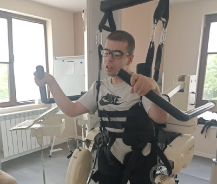 Преслав мечтае да стане диджей, но има нужда от помощ, за да проходи