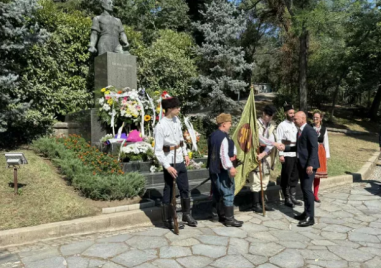 Пловдив почете Апостола