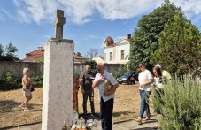 Карловци почетоха паметта на зверски убитите през “Страшното“