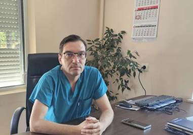 Пловдивски лекари премахнаха 15-килограмова киста от яйчника на жена