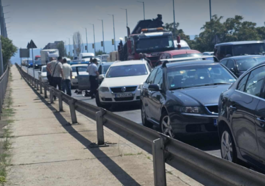 Двама арестувани след гонка и стрелба в Пловдив