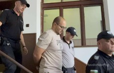 Полицаят, хванат с подкуп в Пловдив: Срамувам се, виновен съм