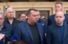 Въздушната помощ за пожарите от Европа пристига на летището в Пловдив ВИДЕО