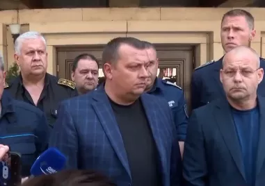 Въздушната помощ за пожарите от Европа пристига на летището в Пловдив ВИДЕО