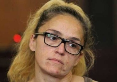 Пускат от затвора Десислава Иванчева, помилвана е