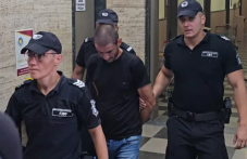Оставиха в ареста Никола, пребил жестоко клошар в Кючука