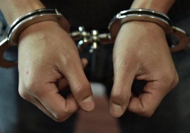 Криминално проявен от Първомай с поредна издънка - задигна телефон