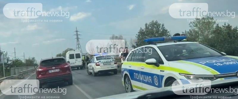 Тежка катастрофа с моторист след Скобелева майка, ударил се в бус и още няколко коли в насрещното ВИДЕО