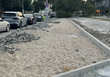 Спряха дейностите по изграждането на два паркинга в “Централен“ - парите свършиха