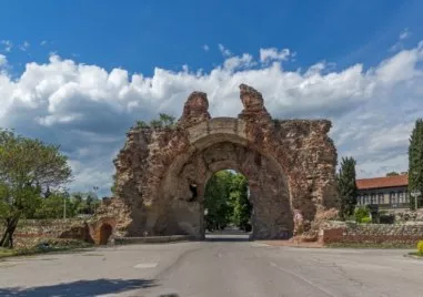 Уикенд с джаз, ретро автомобили и спорт в Хисаря