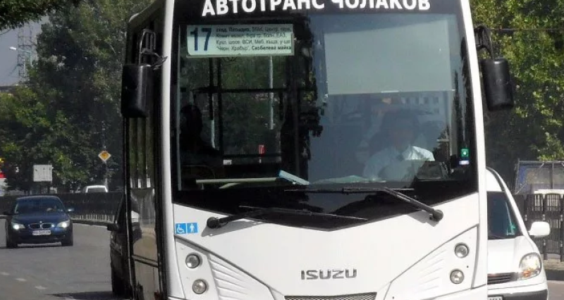 Автобус 17 възстановява движението си по „Шести септември“