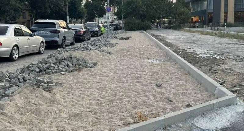 Спряха дейностите по изграждането на два паркинга в “Централен“ - парите свършиха