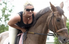 Ангелина има нужда от помощ, за да пребори страшна болест и да се грижи за детето си