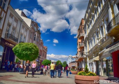 С „Музикария“ и Националните есенни изложби започва Салонът на изкуствата в Пловдив