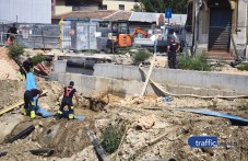 Пожарната се включи в отводняването на пробива под Гарата