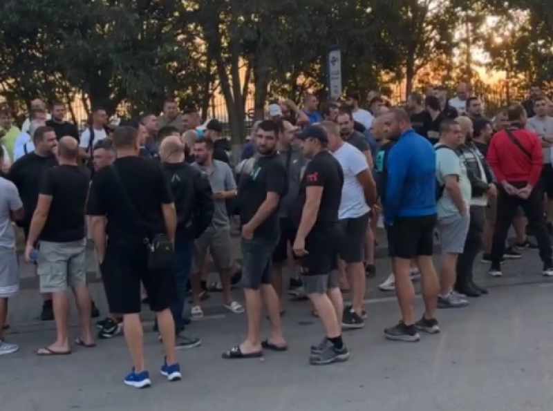 Работниците в КЦМ излязоха на протест, искат увеличение на заплатите