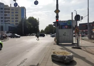 Ограничават до края на септември движението по част от бул. „Никола Вапцаров“