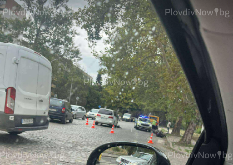 Моторист пострада при катастрофа в Пловдив, отнеха му предимството