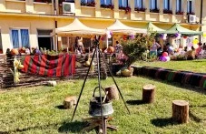 trilistnik-otbeliaza-svoia-praznik-237.webp