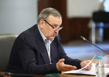 Проф. Кантарджиев: Има ръст на чревните инфекции и COVID-19, но той вече не е опасен