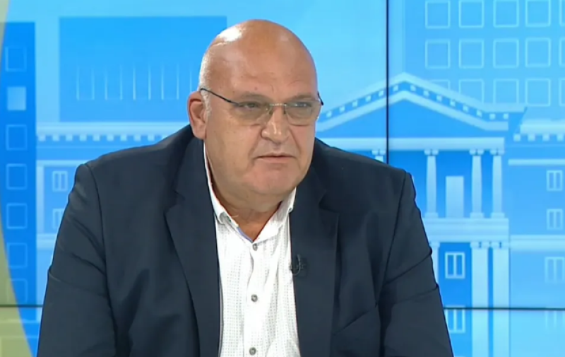 Д-р Брънзалов: Таксата при личен лекар е същата като за обществена тоалетна, това е обидно
