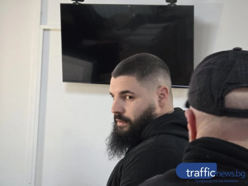 Георги по делото “Дебора” се явява в съда, но вече не е окован с белезници